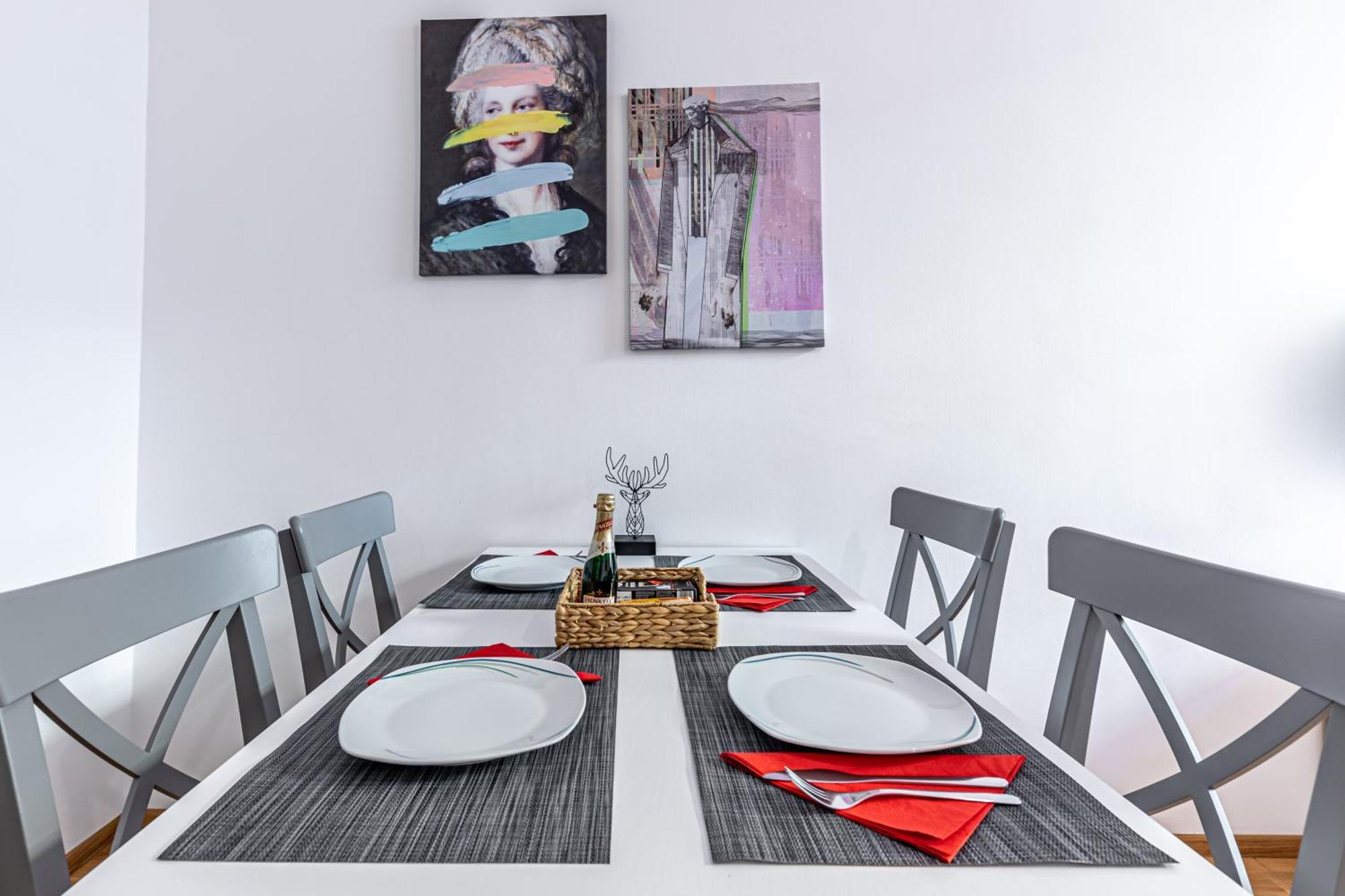 Modern Vienna By Jr City Apartments ภายนอก รูปภาพ