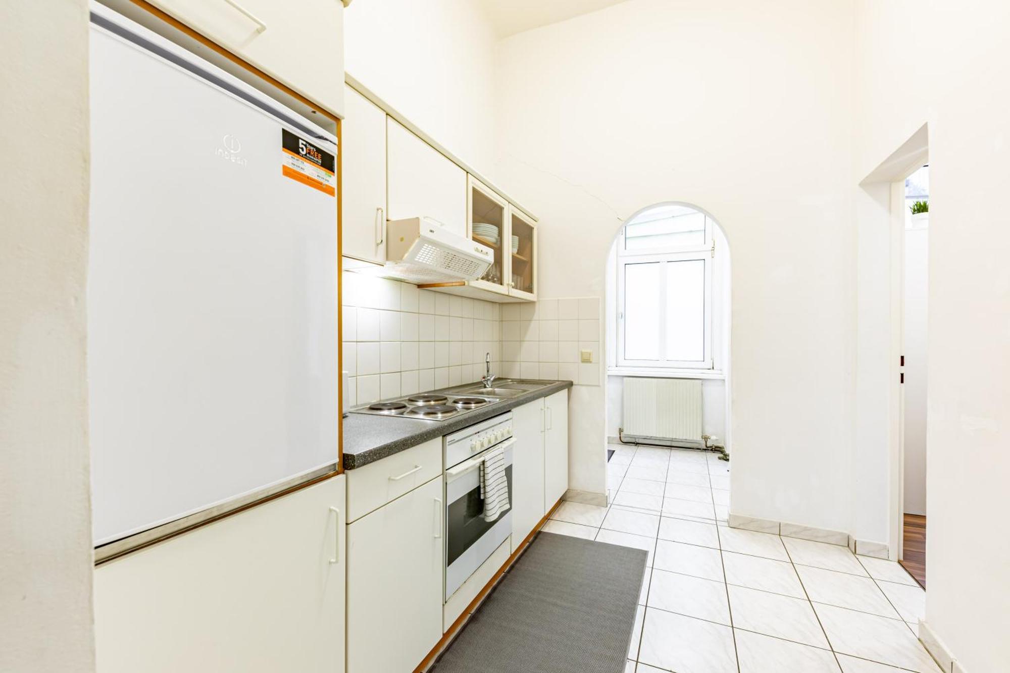 Modern Vienna By Jr City Apartments ภายนอก รูปภาพ