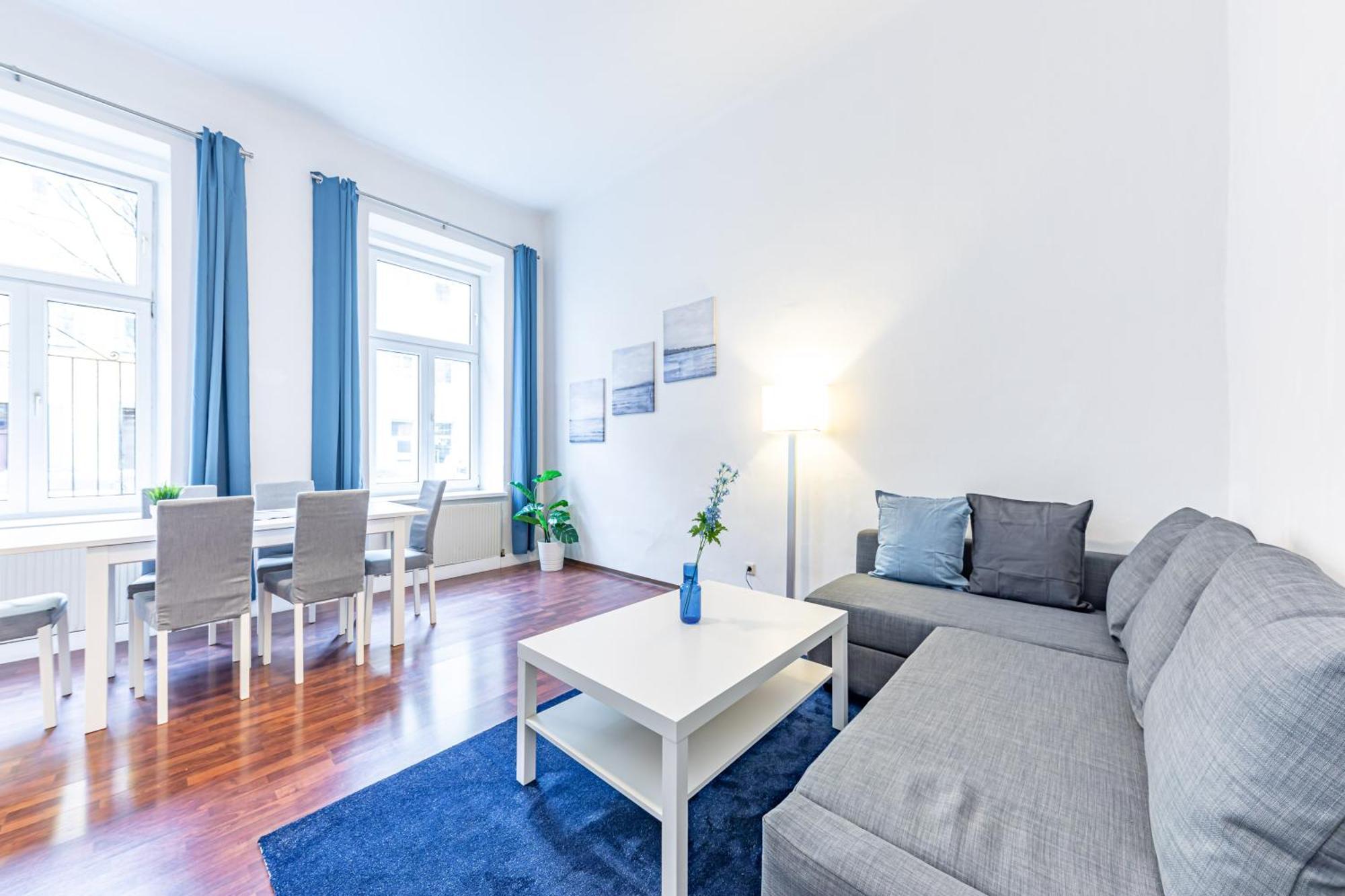 Modern Vienna By Jr City Apartments ภายนอก รูปภาพ